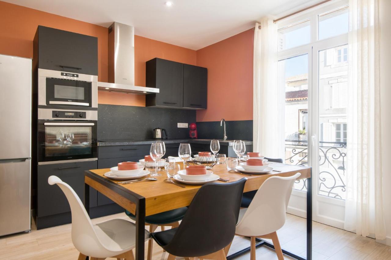 Magnifique T3 Totalement Renove, Hypercentre Rochefort, Arrivee Autonome ! Εξωτερικό φωτογραφία